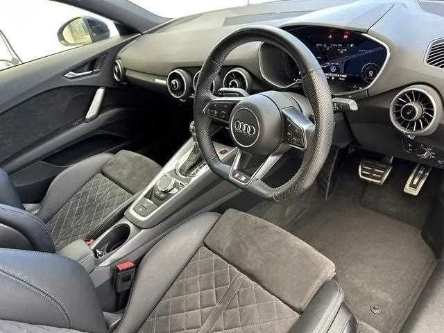 Audi TTS 2022 — миниатюра 2