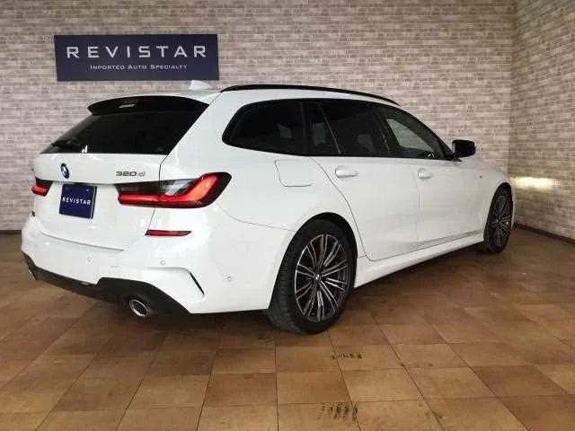 BMW 3 Series 2022 — миниатюра 2