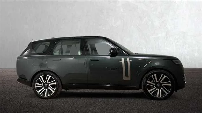 Land Rover Range Rover AUTOMATIC DIESEL 2023 — миниатюра 5