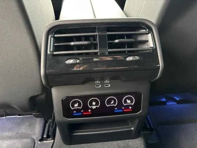 BMW 5 Series 2025 — миниатюра 3