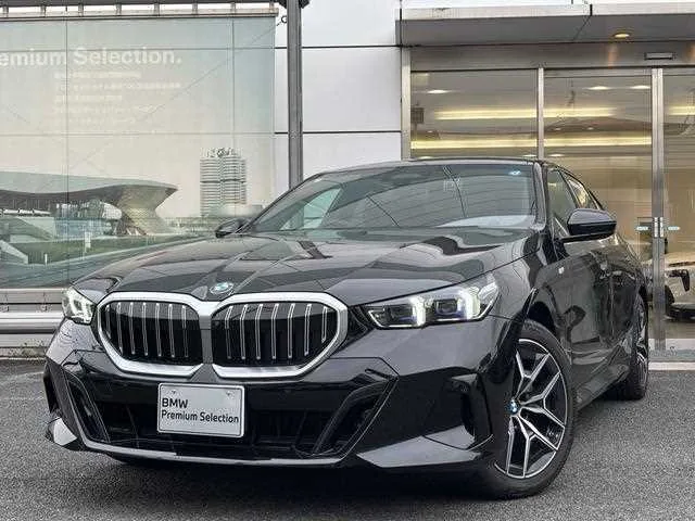 BMW 5 Series 2025 — фото 1, купить с доставкой в Москву