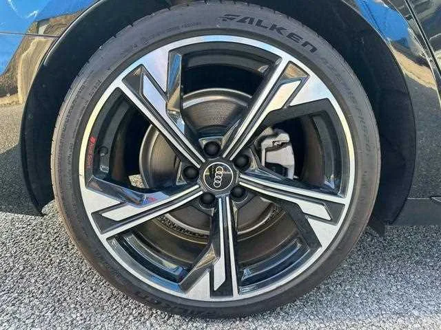 Audi A4 2023 — миниатюра 3