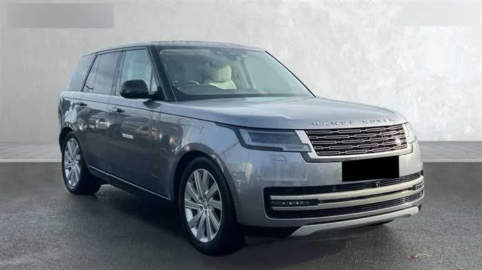 Land Rover Range Rover AUTOMATIC DIESEL 2023 — фото 1, купить с доставкой в Москву