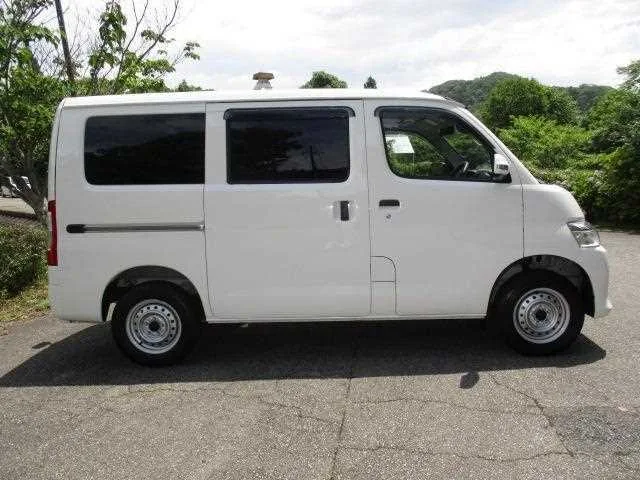 Toyota Townace Van 2023 — миниатюра 5