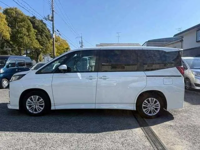 Toyota Noah 2024 — миниатюра 4