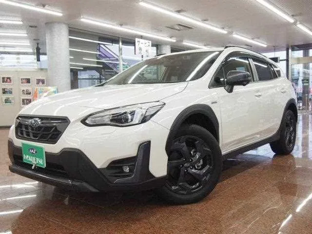 Subaru IMPREZA XV HYBRID 2022 — фото 1, купить с доставкой в Москву