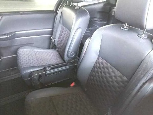 Toyota Voxy 2023 — миниатюра 4