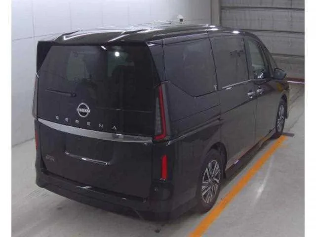 Nissan Serena 2023 — миниатюра 2