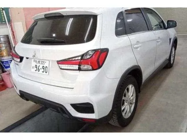 Mitsubishi RVR 2023 — миниатюра 2