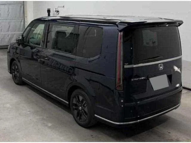 Honda Step WGN 2022 — миниатюра 2