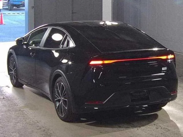Toyota Prius 2023 — миниатюра 5