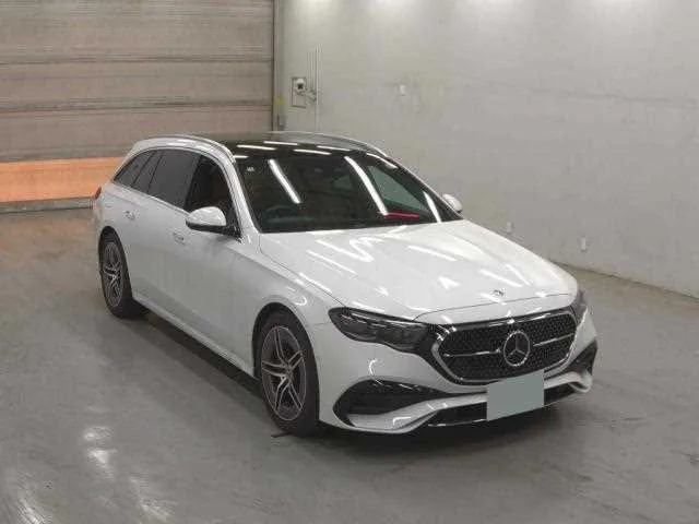Mercedes-Benz E-Class 2025 — миниатюра 4