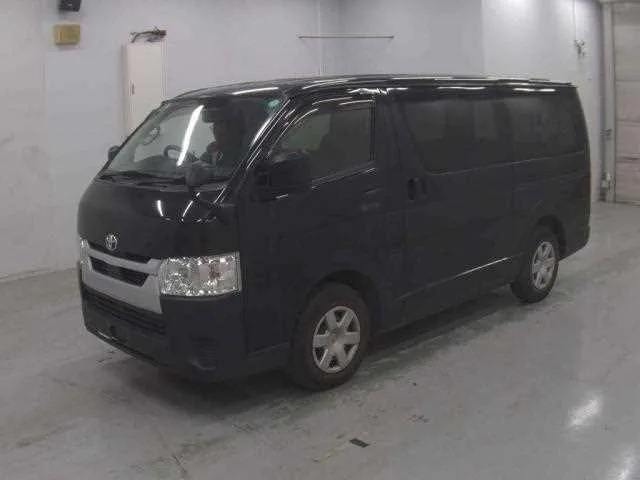 Toyota Hiace Van 2023 — миниатюра 5