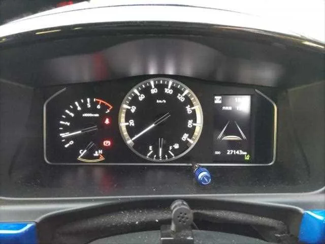 Toyota Hiace Wagon 2022 — миниатюра 3