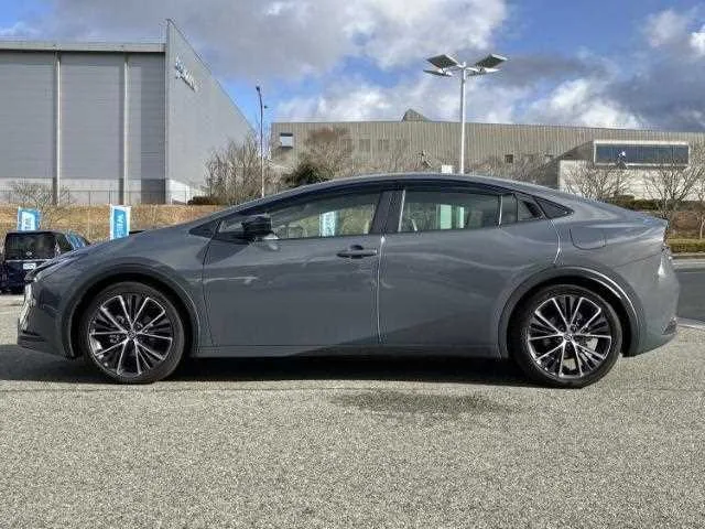 Toyota Prius G 2024 — миниатюра 2