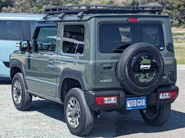 Suzuki Jimny 2023 — миниатюра 3