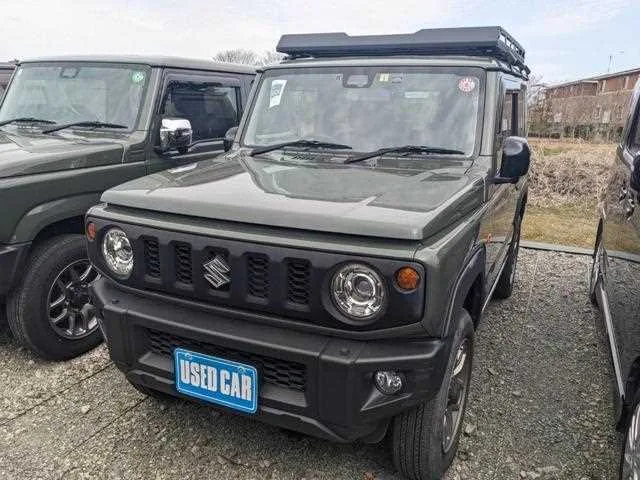 Suzuki Jimny 2023 — фото 1, купить с доставкой в Москву