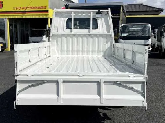Mazda Bongo Truck 2023 — миниатюра 5