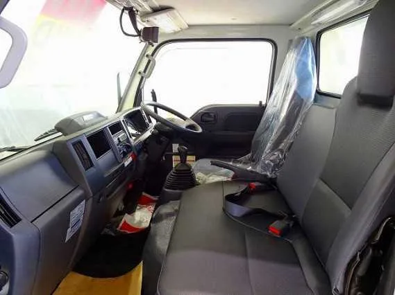Isuzu Elf Truck 2026 — миниатюра 3