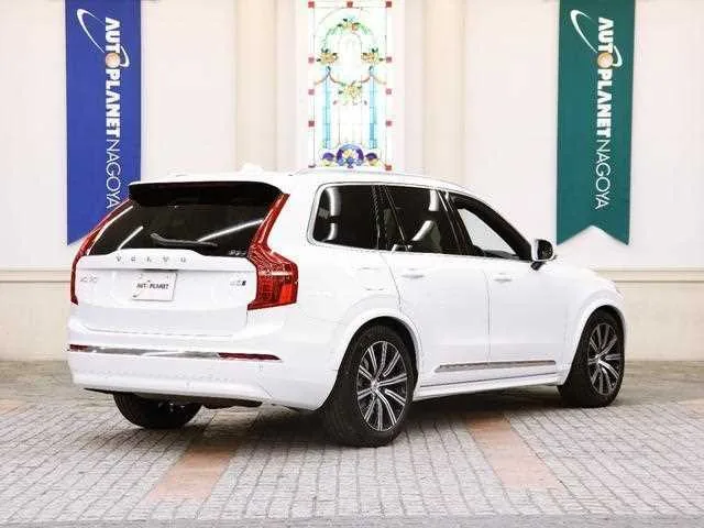 Volvo XC90 2024 — миниатюра 2