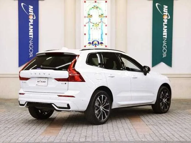 Volvo XC60 2025 — миниатюра 2