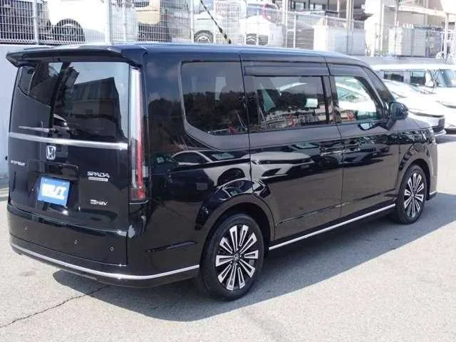 Honda Step WGN 2025 — миниатюра 2