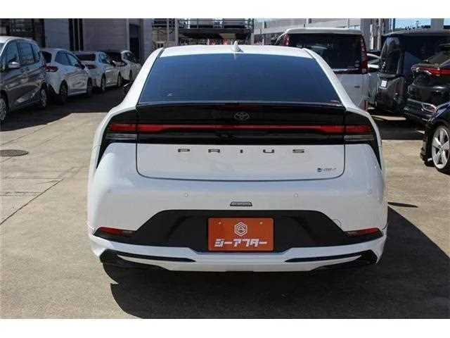 Toyota Prius 2023 — миниатюра 4