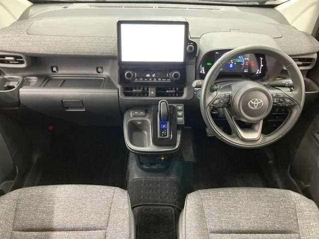 Toyota Sienta 2024 — миниатюра 2
