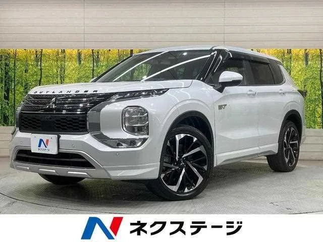 Mitsubishi Outlander 2022 — фото 1, купить с доставкой в Москву