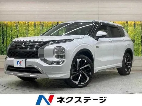Mitsubishi Outlander 2022 купить в Москве