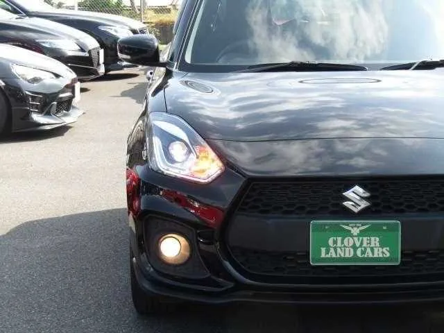 Suzuki Swift 2023 — миниатюра 2
