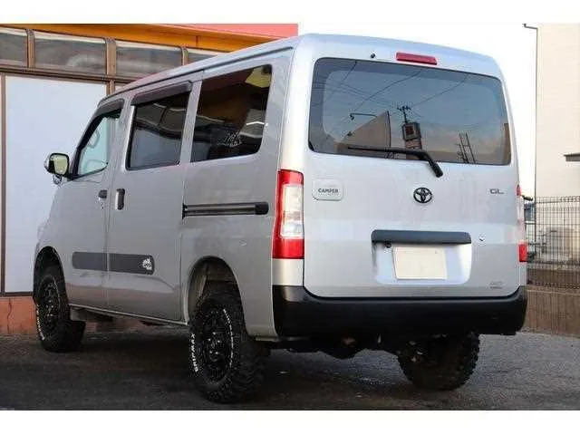 Toyota Townace Van 2022 — миниатюра 3