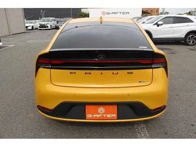 Toyota Prius 2024 — миниатюра 2