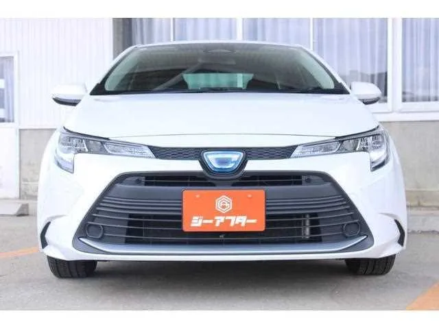 Toyota Corolla Sedan 2023 — миниатюра 5