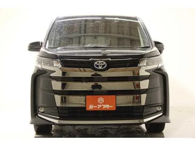 Toyota Noah 2022 — миниатюра 4