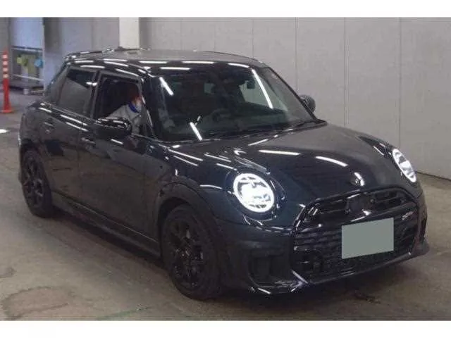 BMW MINI 2025 — миниатюра 4