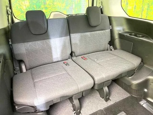 Nissan Serena 2023 — миниатюра 4