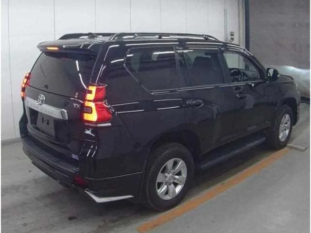 Toyota Land Cruiser Prado 2022 — миниатюра 2