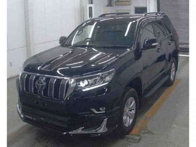 Toyota Land Cruiser Prado 2022 — фото 1, купить с доставкой в Москву