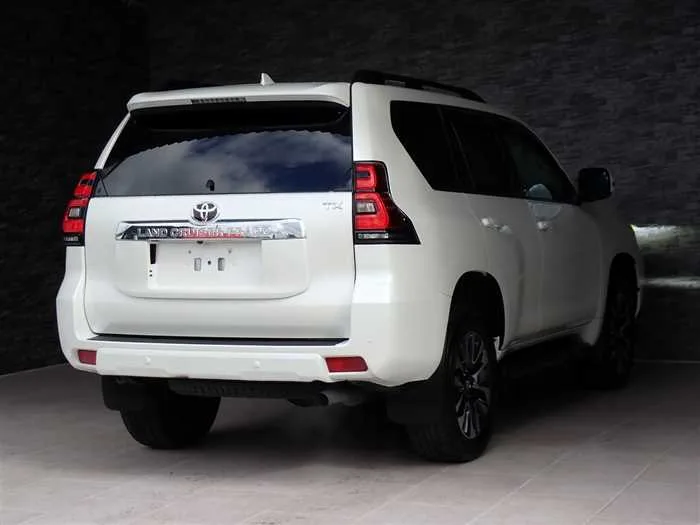 Toyota Land Cruiser Prado TX-L 2023 — миниатюра 5