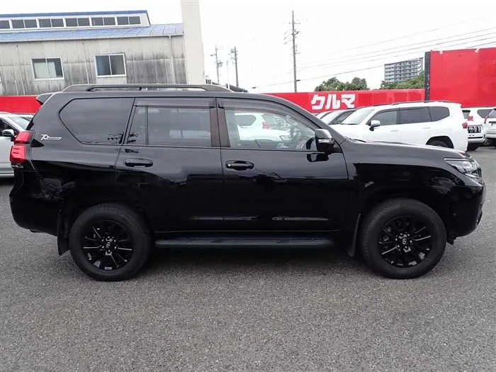 Toyota Land Cruiser Prado TX-L Anniversary Limited 2022 — миниатюра 3