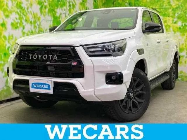 Toyota Hilux 2023 — фото 1, купить с доставкой в Москву