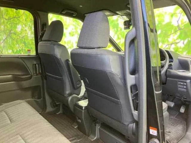 Toyota Noah 2023 — миниатюра 3