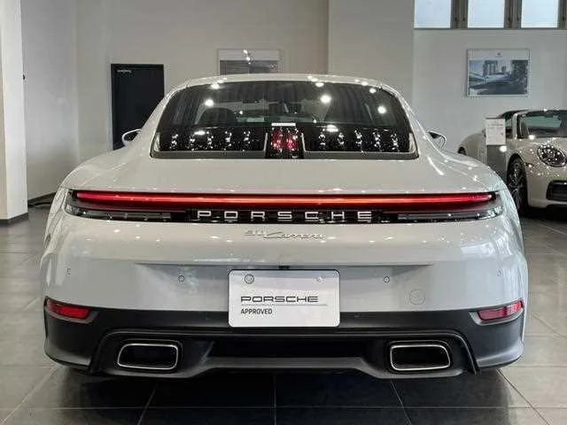 Porsche 911 2025 — миниатюра 3