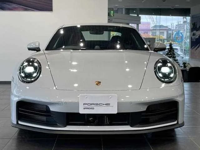 Porsche 911 2025 — миниатюра 5