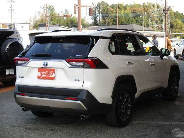 Toyota RAV4 2022 — миниатюра 5