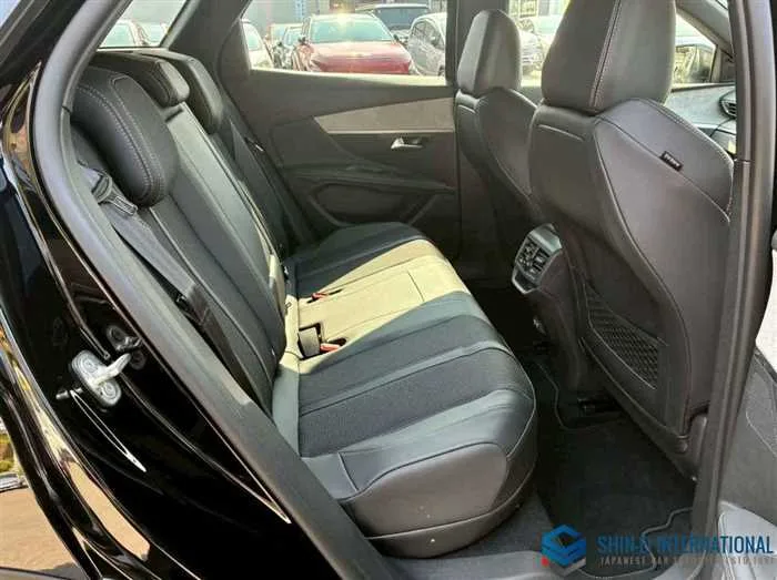 Peugeot 3008 GT Hybrid/Panoramic SR 2023 — миниатюра 3
