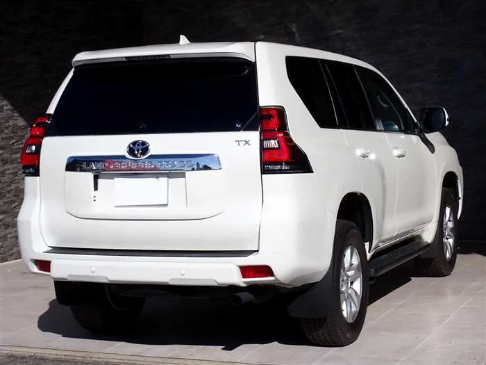 Toyota Land Cruiser Prado TX-L 2023 — миниатюра 5