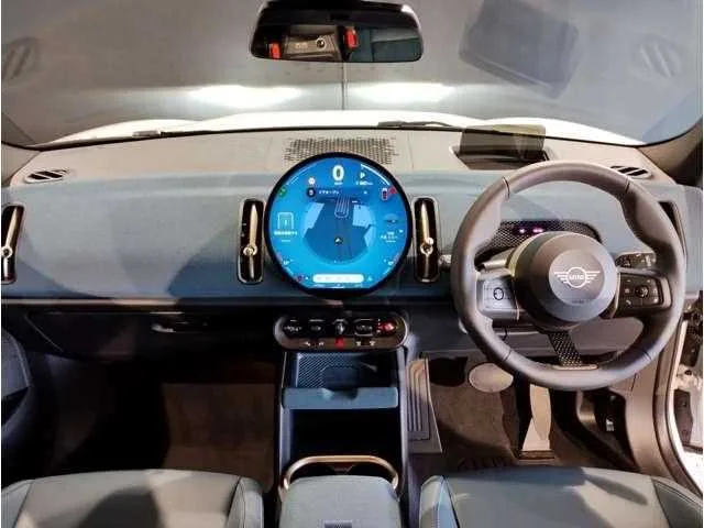 BMW MINI 2025 — миниатюра 3
