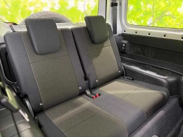 Suzuki Jimny Sierra 2023 — миниатюра 5